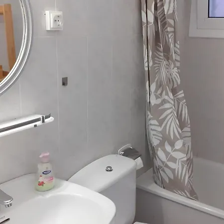 Oli - Tatil Evi Lloret de Mar